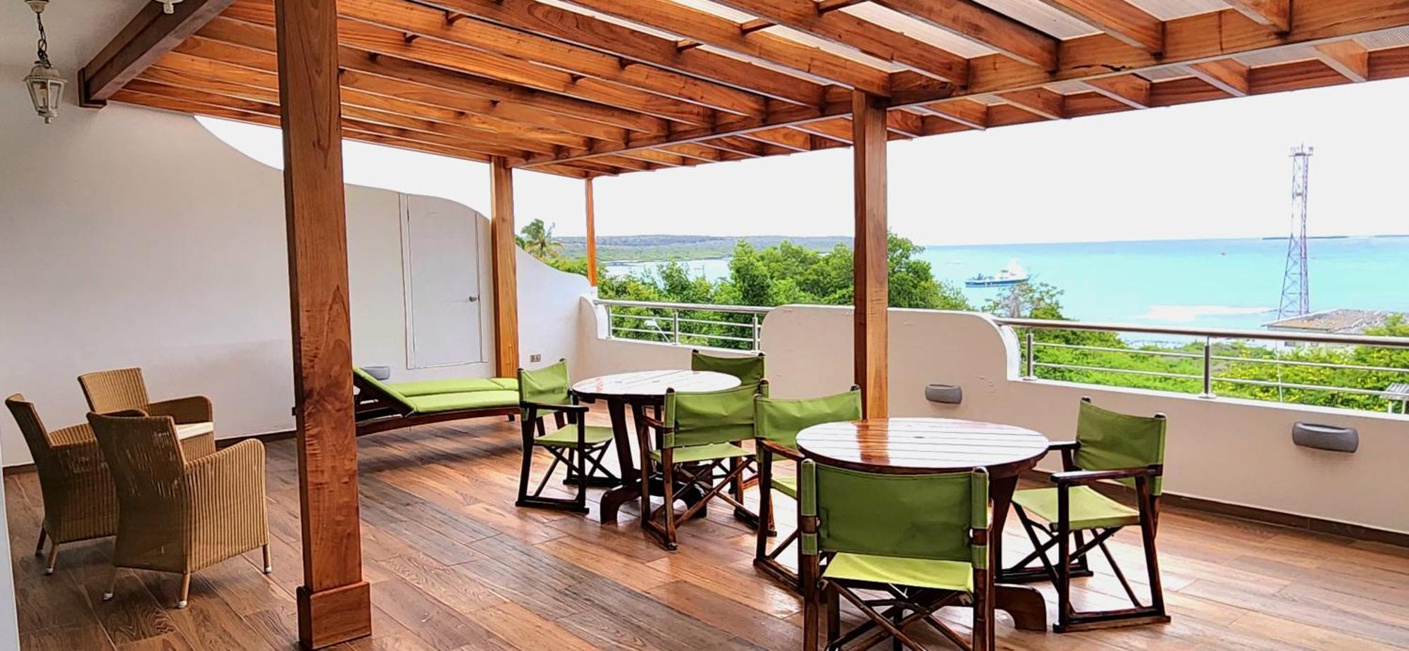 Galapagos Apartments - Bay View House Puerto Ayora  Exterior photo